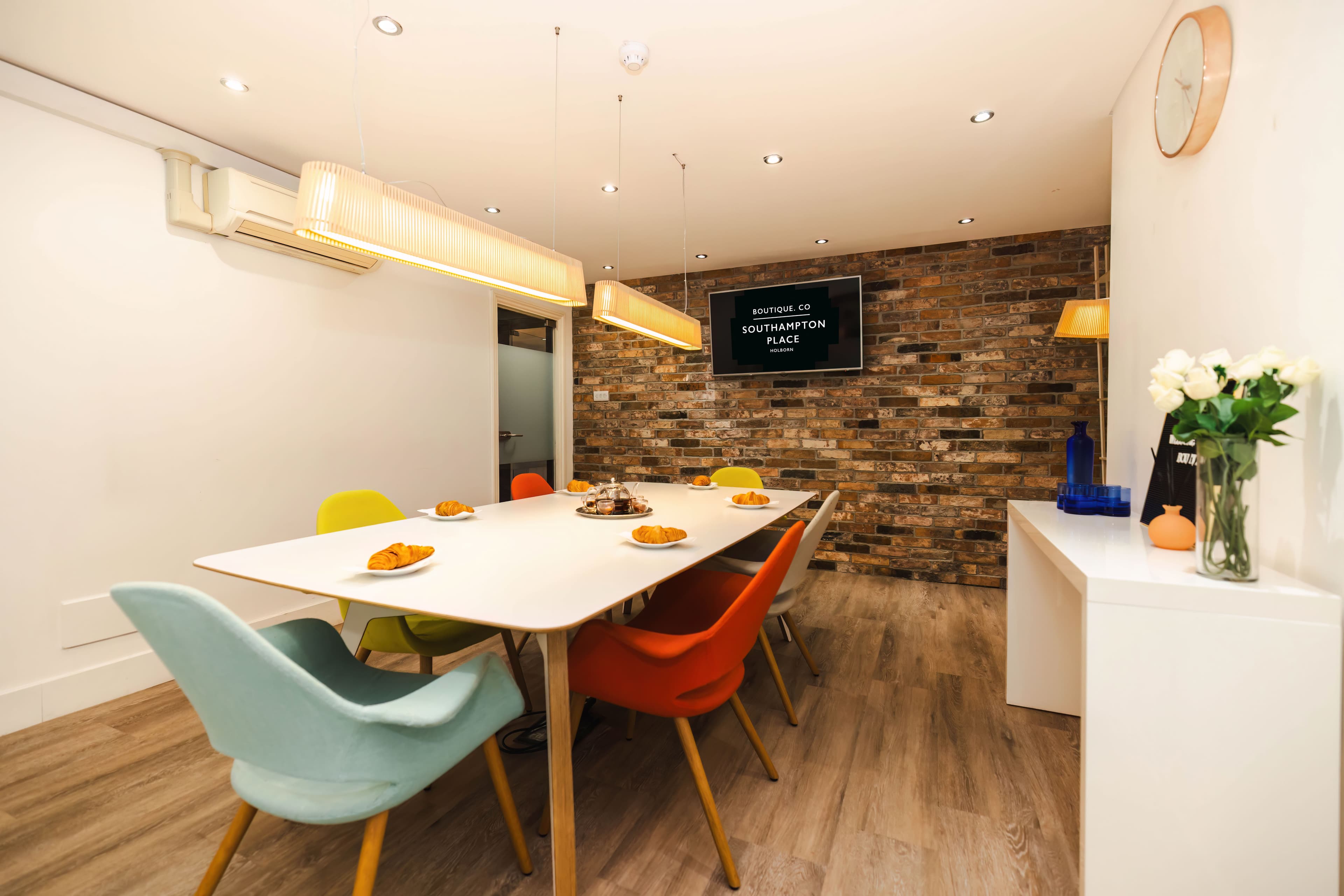 Boutique Workplace Co - 5 Southampton Place photo 5