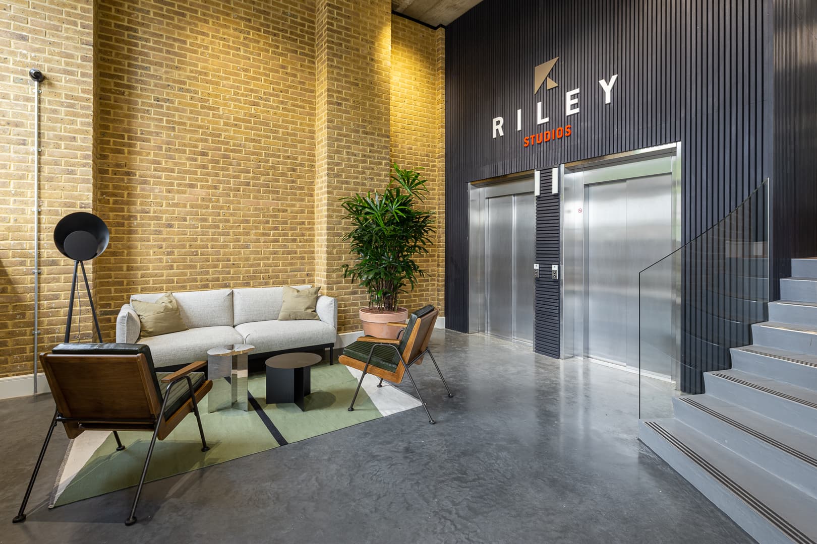 Spacemade - Riley Studios photo 4